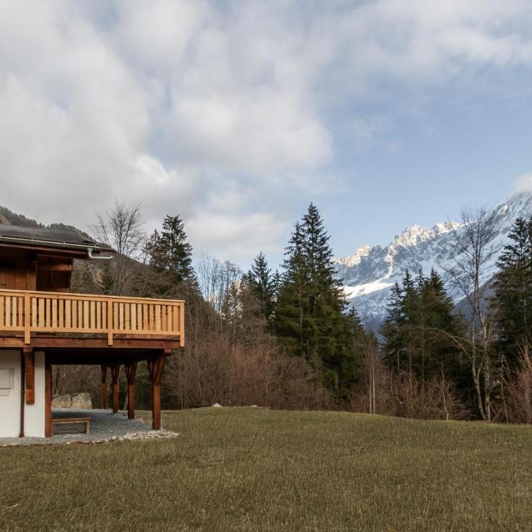 Chalet des Eaux Rousses -Renove -Prive - Vues 360 Mont Blanc - Chalet - 42
