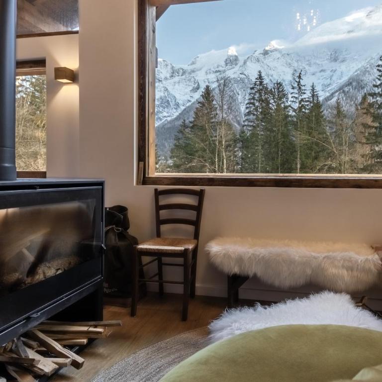 Chalet des Eaux Rousses -Renove -Prive - Vues 360 Mont Blanc - Chalet - 46