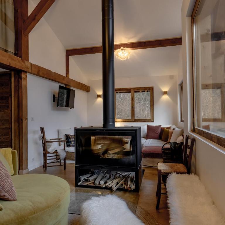 Chalet des Eaux Rousses -Renove -Prive - Vues 360 Mont Blanc - Chalet - 20