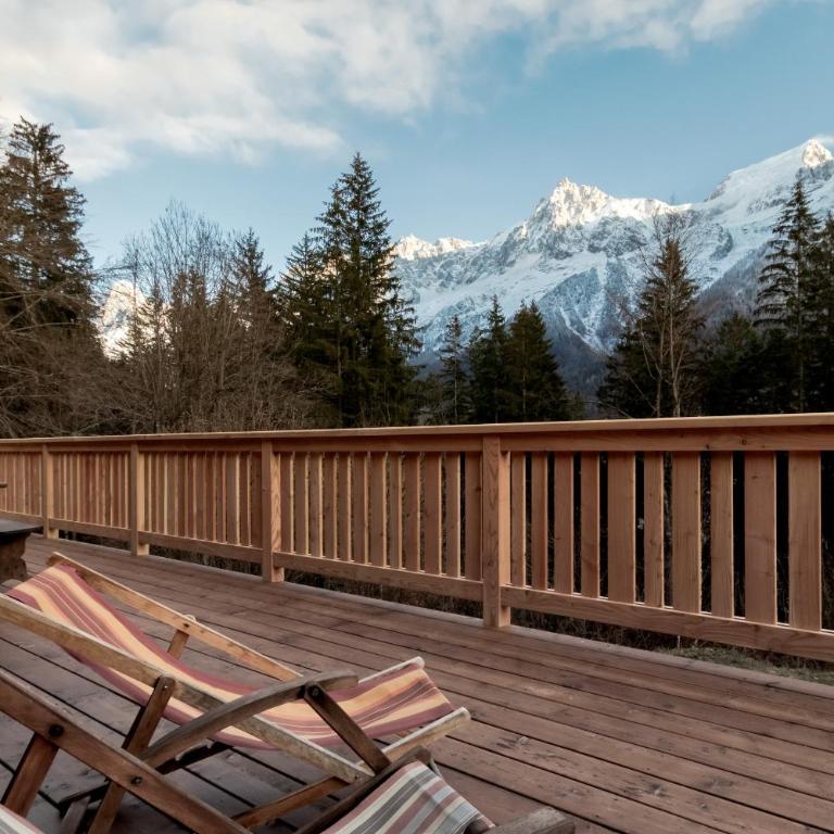 Chalet des Eaux Rousses -Renove -Prive - Vues 360 Mont Blanc - Chalet - 3