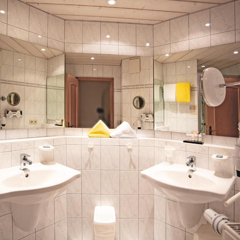 Hotel Bergruh - Suite mit 1 Schlafzimmer - 23