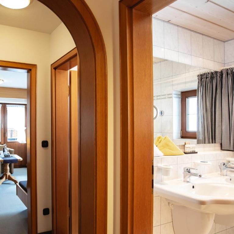 Hotel Bergruh - Suite mit 1 Schlafzimmer - 18