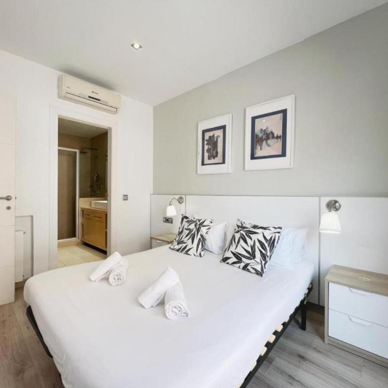 Penthouse with amazing terrace, 9p 3bd - Three-Bedroom Apartment - 18