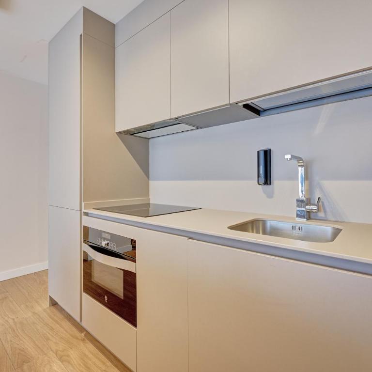 Edificio Joya by Clabao - Deluxe One-Bedroom Apartment - 6