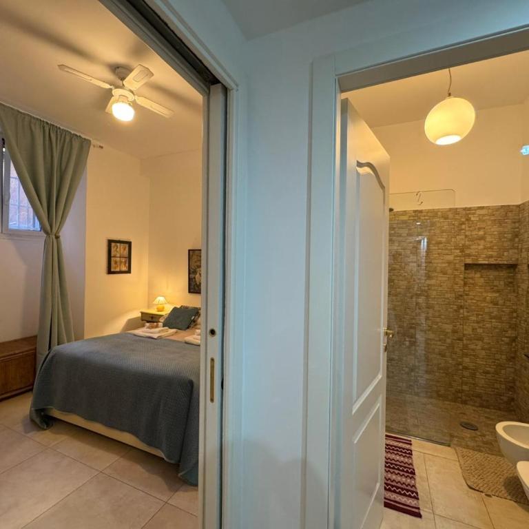Warm Hideaway in Vibrant Tuscolano - Two-Bedroom Apartment - 8