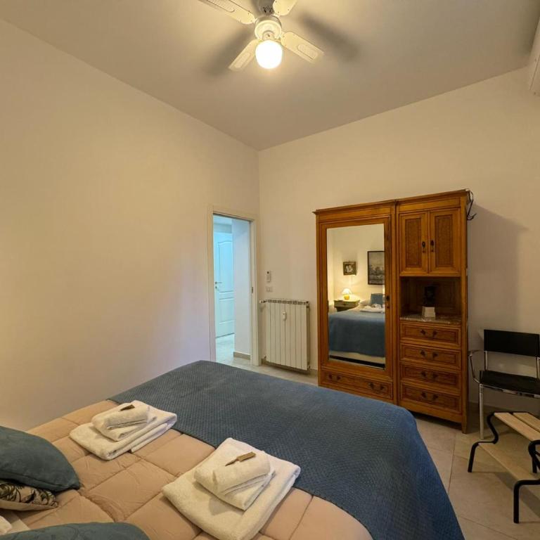 Warm Hideaway in Vibrant Tuscolano - Two-Bedroom Apartment - 17