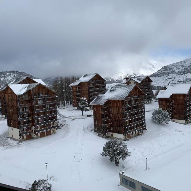 2 Studios mitoyens à Superdévoluy - Evasion Bleu Canard - 13 couchages en tout - Appartement avec Vue sur la Montagne - 21