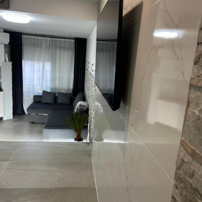 La Pineda playa - Studio Apartment - 8