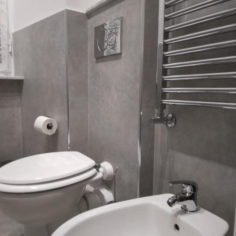La Casa di Ale - Appartamento con 2 Camere da Letto - 21