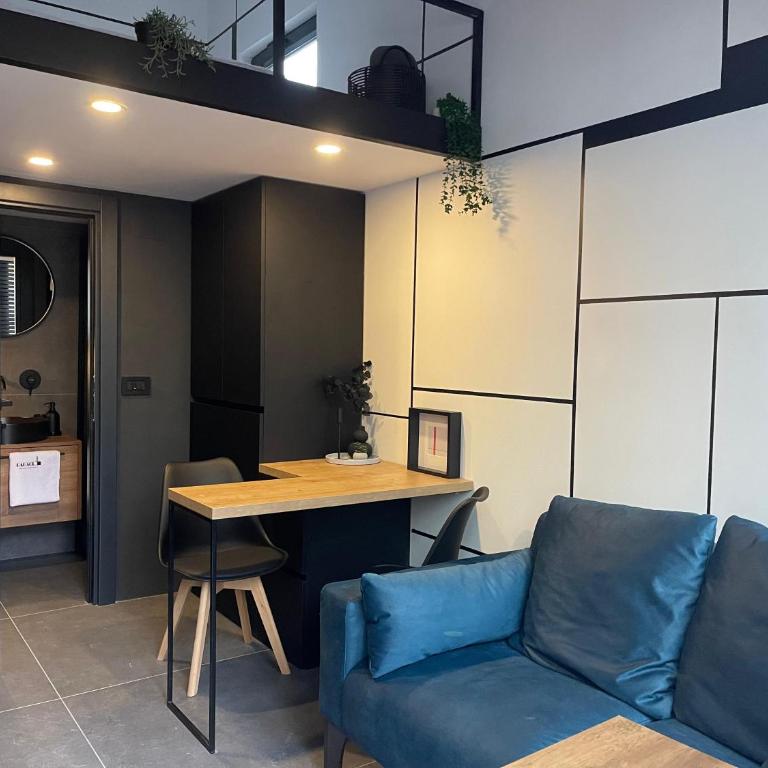 Garage Apartments - Studio - na Više Nivoa - 7