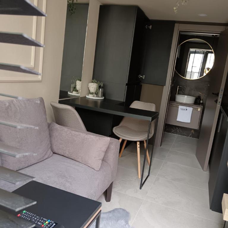 Garage Apartments - Studio - na Više Nivoa - 26
