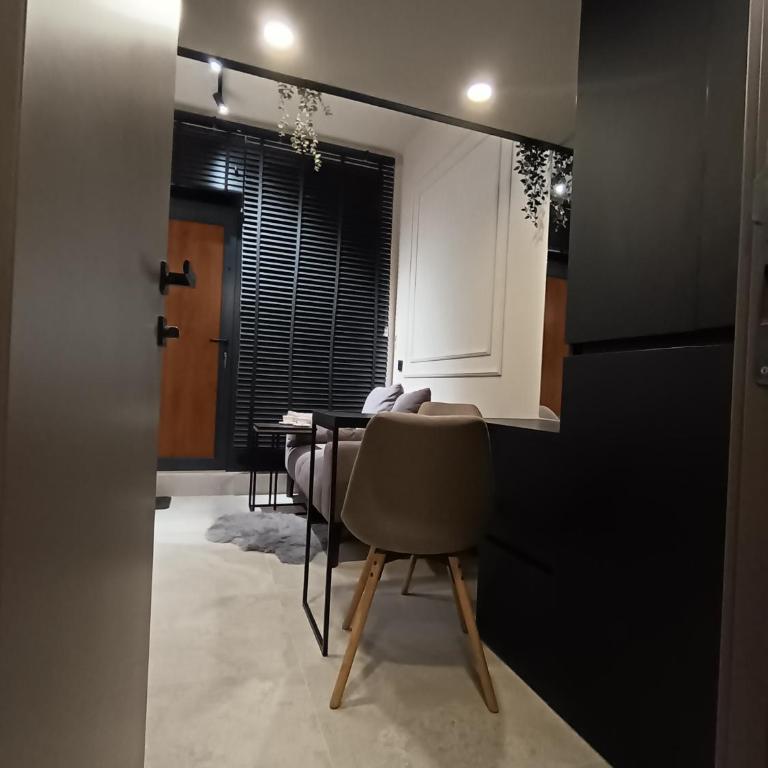 Garage Apartments - Studio - na Više Nivoa - 38