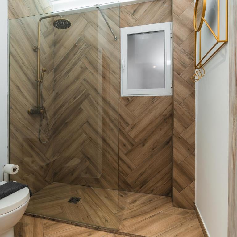 tuGuest Santa Paula Apartments - Duplex Apartment - 4