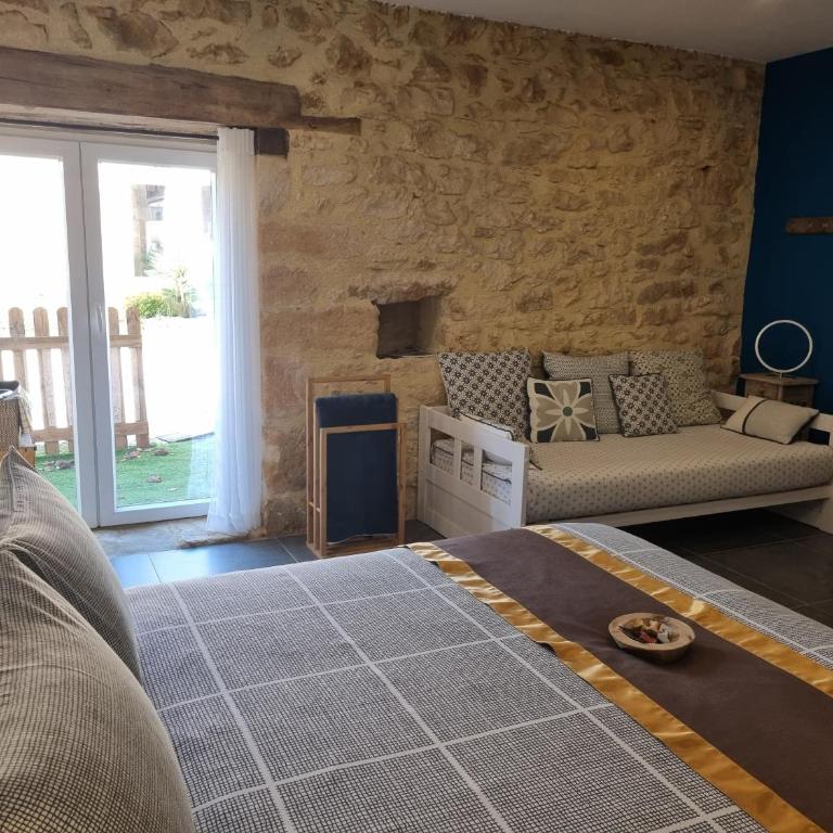 Le Clos de la Canéda - Family Double Room - 36