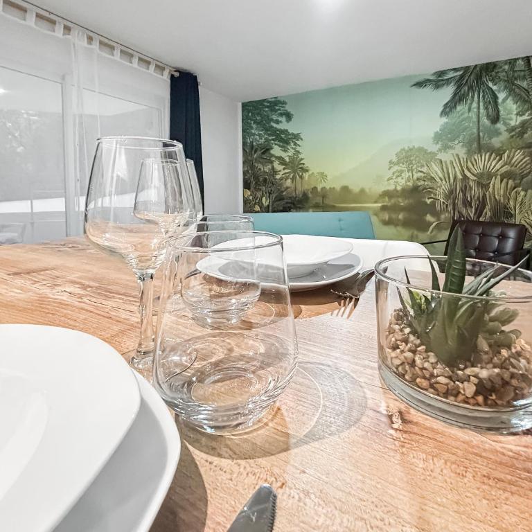 T2 35m2 clim, piscine, balcon et parking privé à 2 pas du port Santa Lucia - Apartment mit 1 Schlafzimmer - 9