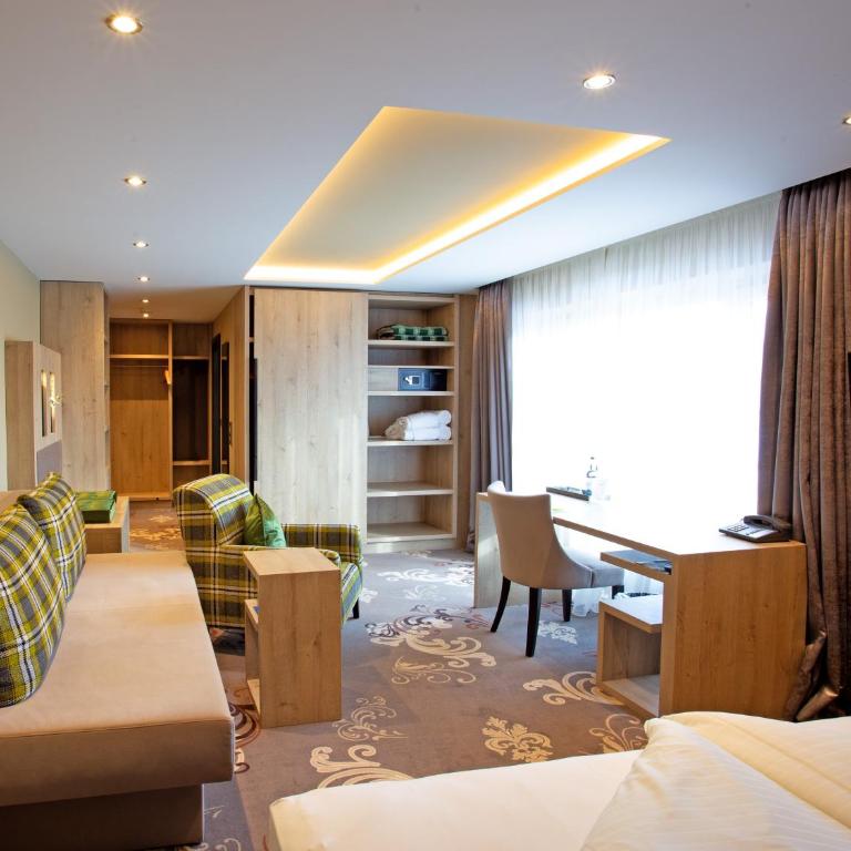 Hotel Bergruh - Deluxe Doppelzimmer mit Balkon - 4