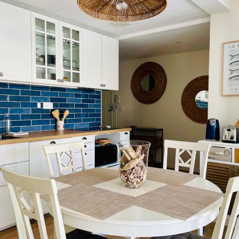 L Escapade Rochelaise - Wifi & Balcon - Appartement 3 Chambres avec Balcon - 19