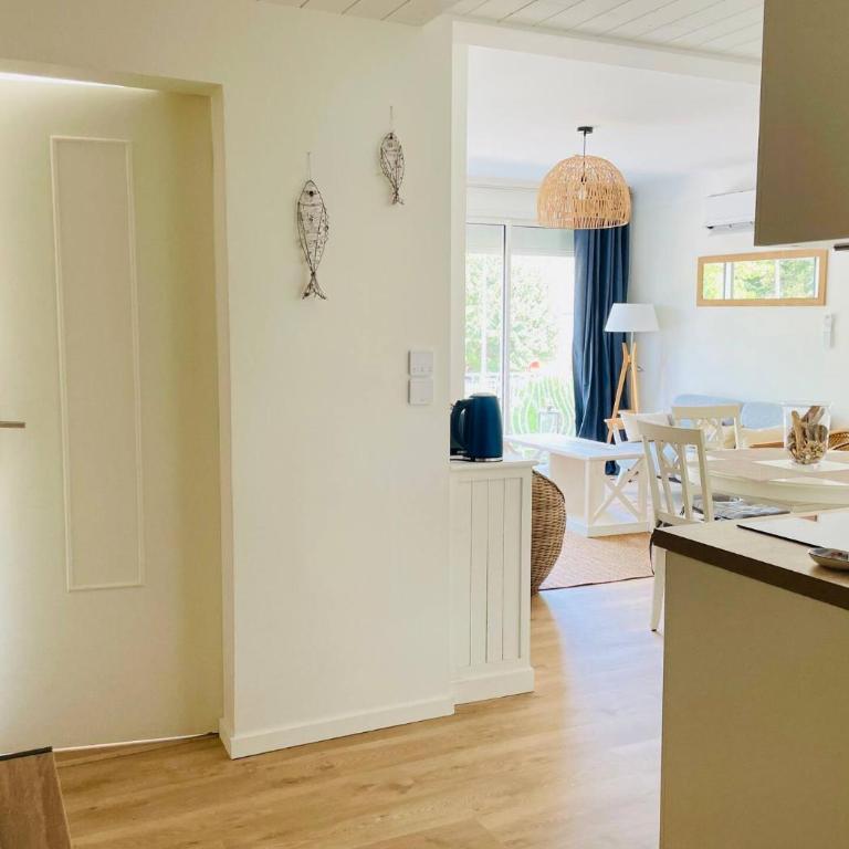 L Escapade Rochelaise - Wifi & Balcon - Appartement 3 Chambres avec Balcon - 29
