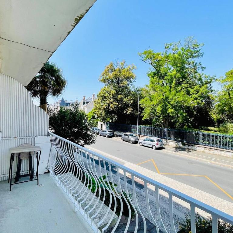 L Escapade Rochelaise - Wifi & Balcon - Appartement 3 Chambres avec Balcon - 42