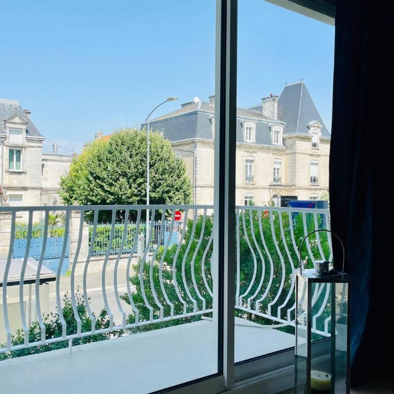 L Escapade Rochelaise - Wifi & Balcon - Appartement 3 Chambres avec Balcon - 53