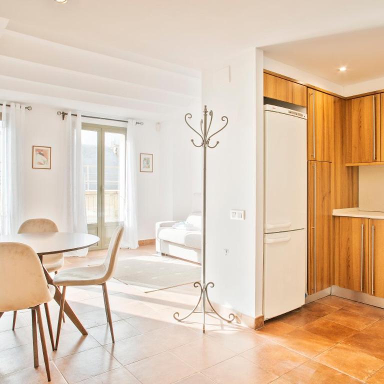 Alcam Dali - One-Bedroom Superior Apartment - 1