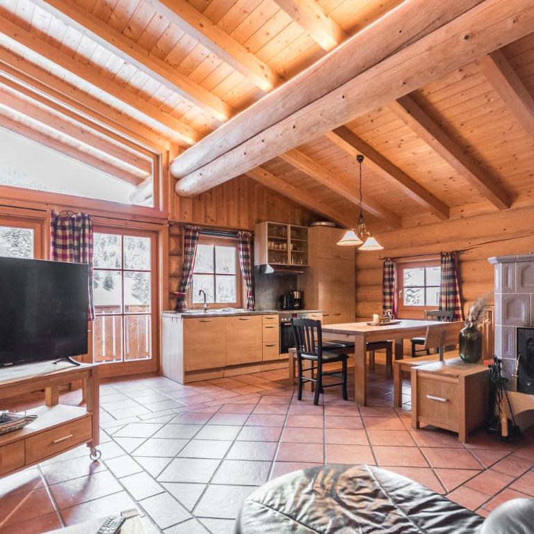 Ski-N-Lake Chalet One - Chalet mit 4 Schlafzimmern und Terrasse - 5