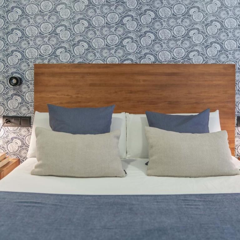 Luxury Apartment Alcazaba by Nagoa Homes - Apartment - 16