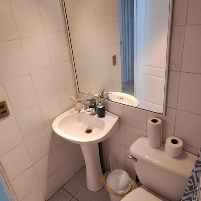 Hermosa casa a pasos de playa cavancha - Casa con 1 dormitorio - 2