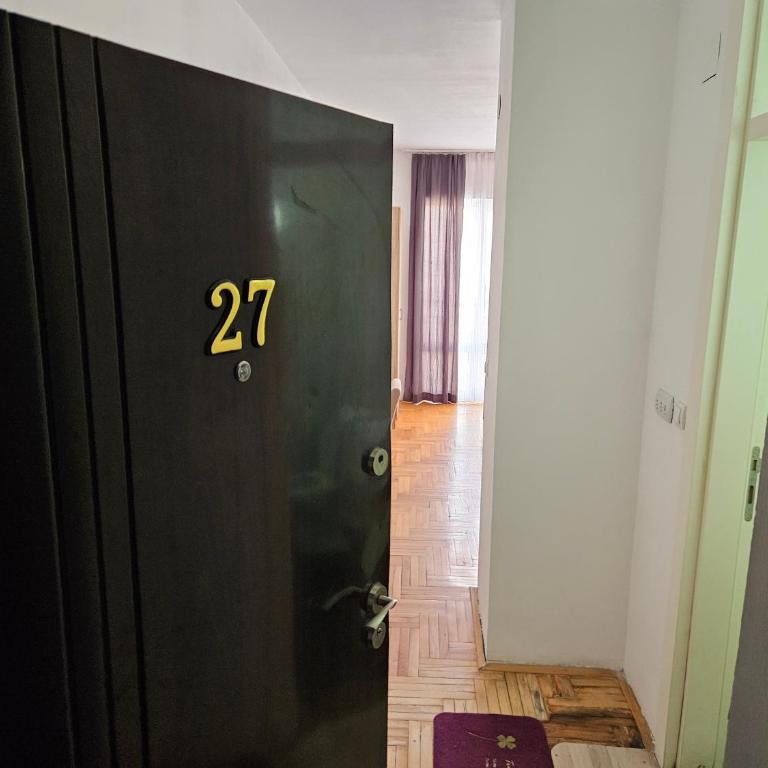 Suit 27 - Apartman sa 1 Spavaćom Sobom - 1