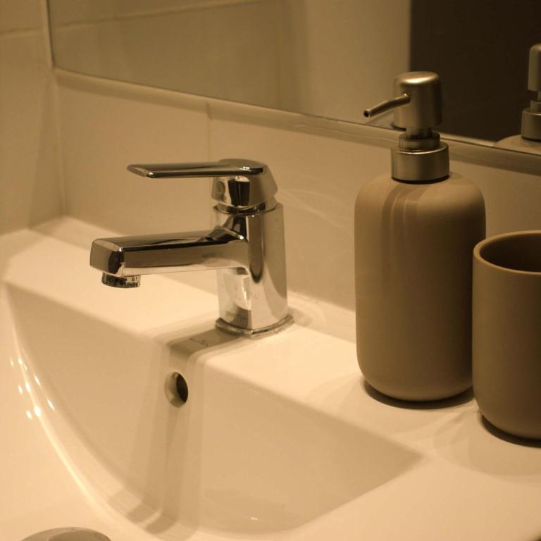 HOM I Renovado Depto 1D1B 2PAX en Argomedo - Apartamento - 23