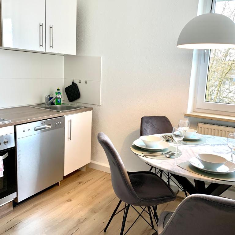 Modern 2-Bedroom Apartment Near Messe 2-4 Guests - Apartamento de 2 dormitorios - 3