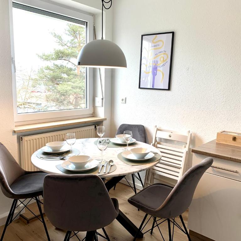 Modern 2-Bedroom Apartment Near Messe 2-4 Guests - Apartamento de 2 dormitorios - 6