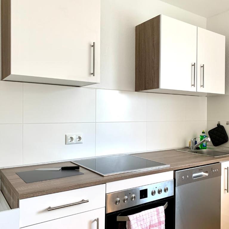 Modern 2-Bedroom Apartment Near Messe 2-4 Guests - Apartamento de 2 dormitorios - 8