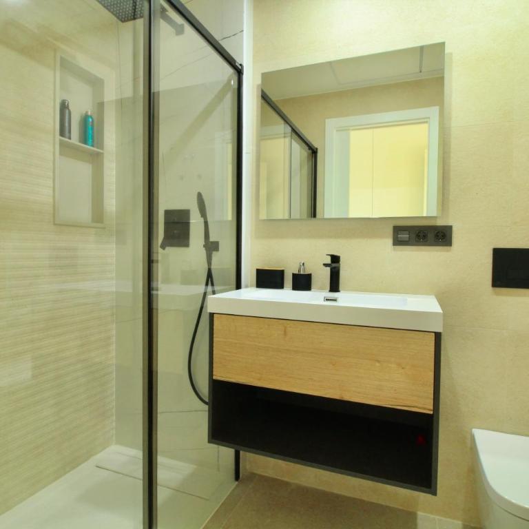 Two Bedroom Modern Apartment In Mirador Santa Rosalia - Apartamento - 13