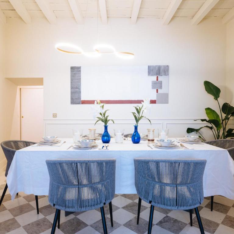 Luxurious Apartment with Andalusian Patio and Pool, Facing the Cathedral - Apartamento de 2 dormitorios - 6