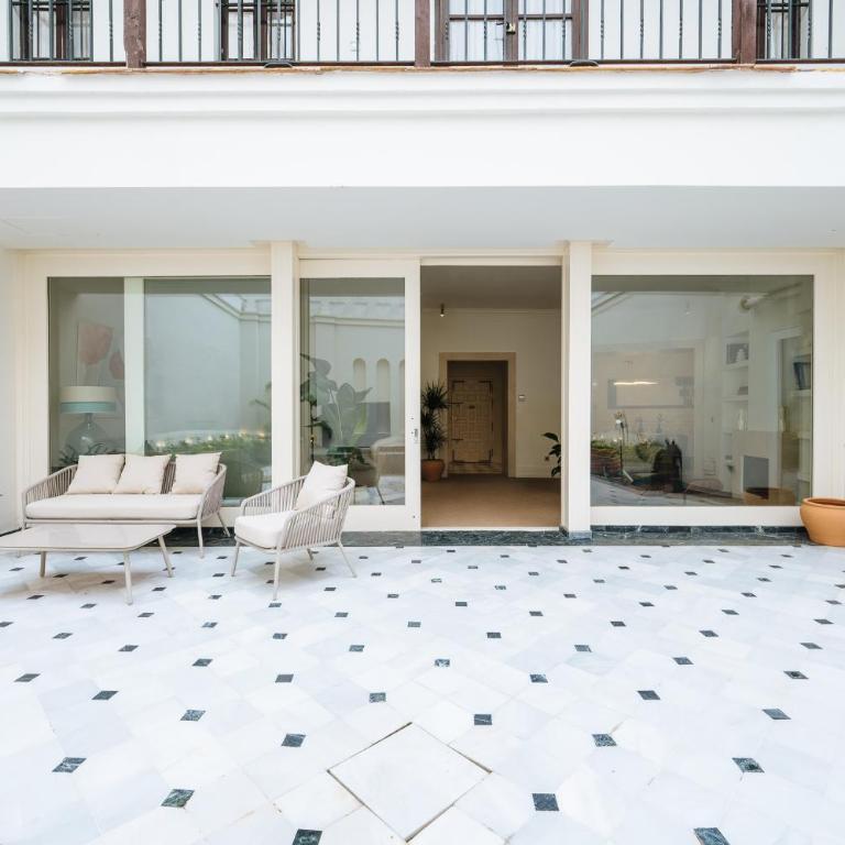 Luxurious Apartment with Andalusian Patio and Pool, Facing the Cathedral - Apartamento de 2 dormitorios - 27