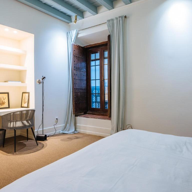 Luxurious Apartment with Andalusian Patio and Pool, Facing the Cathedral - Apartamento de 2 dormitorios - 15