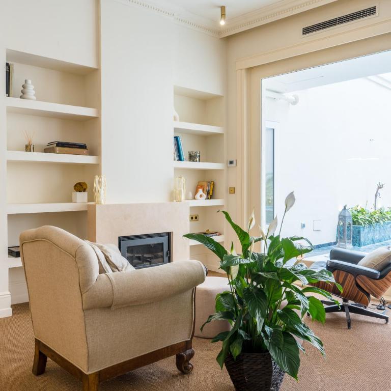 Luxurious Apartment with Andalusian Patio and Pool, Facing the Cathedral - Apartamento de 2 dormitorios - 3