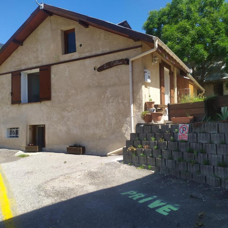 Mini Maison au Calme avec Coin Exterieur - Maison 2 Chambres - 32