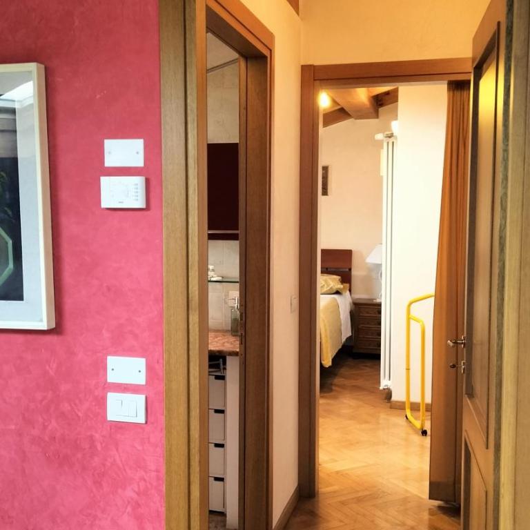 Casa Maffi con terrazzo e box auto in centro città - One-Bedroom Apartment - 15