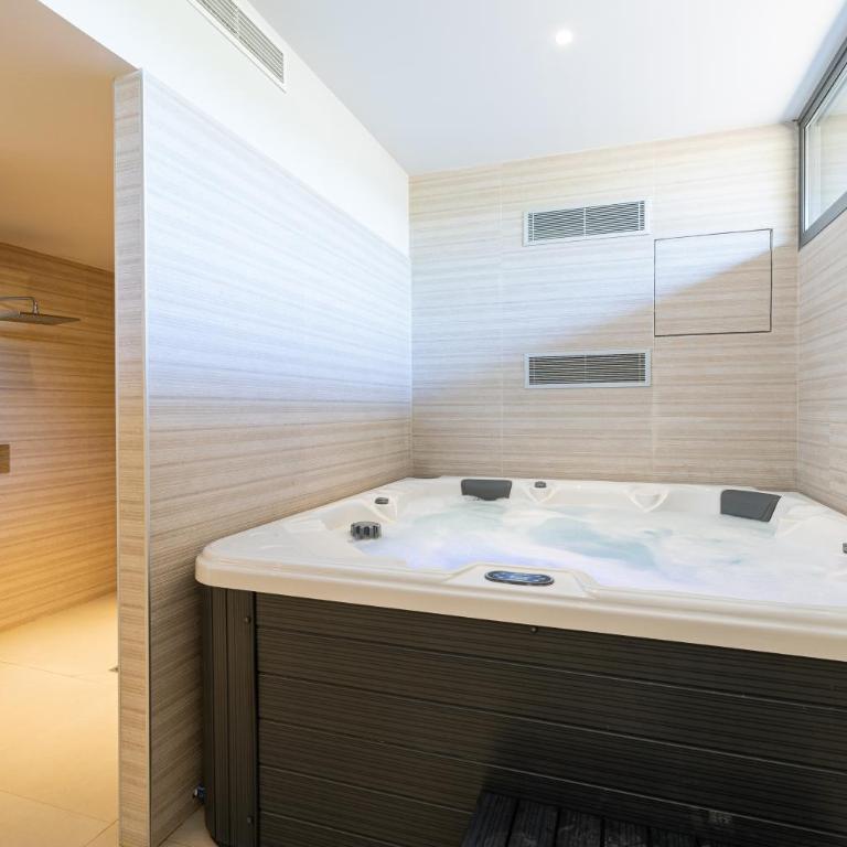 Luxury House Chaparral Golf E64 by AORA STAY - Casa de 3 dormitorios - 70