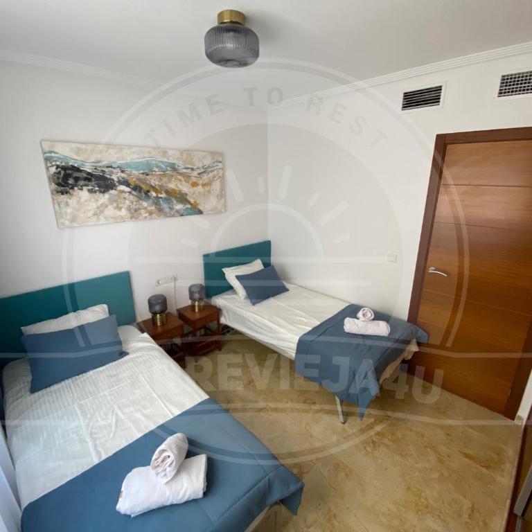 Torrevieja4u Front Sea View Apartment - Apartamento de 3 dormitorios - 18