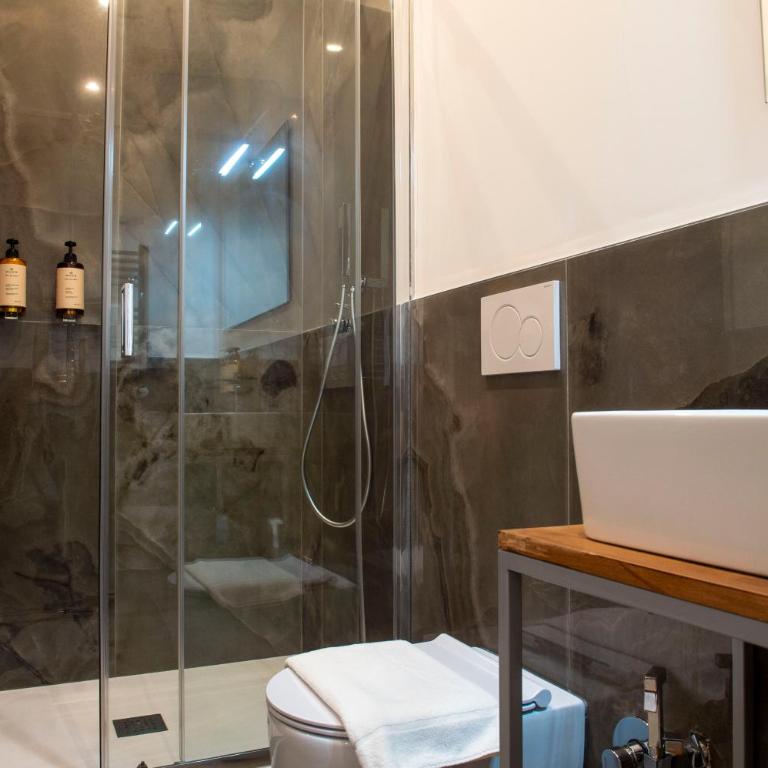 Hotel AD Suites Nazionale - Camera Queen Superior - 12