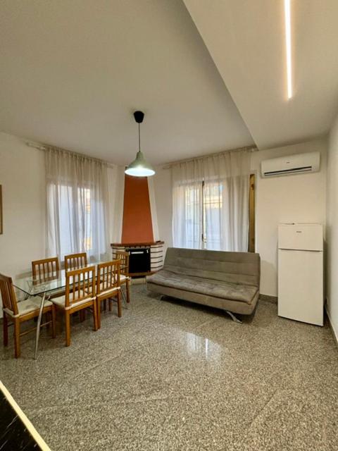 Appartamento Confortevole - Two-Bedroom Apartment - 9