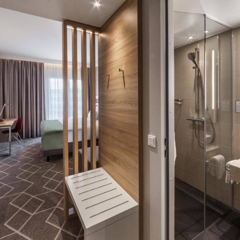 Holiday Inn Express Munich - City East by IHG - Habitación Esquinera Estándar con cama extragrande - 1