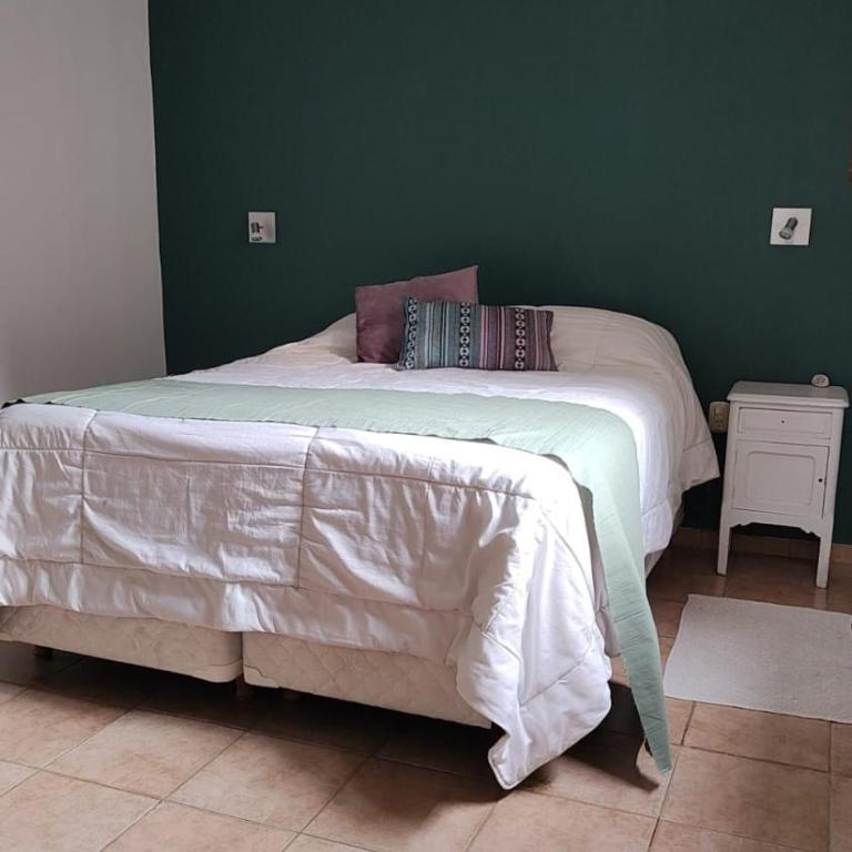 Chacabuco 386 - Three-Bedroom Apartment - 4