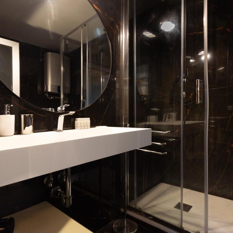 Trastevere Loft - Two-Bedroom Apartment - 19