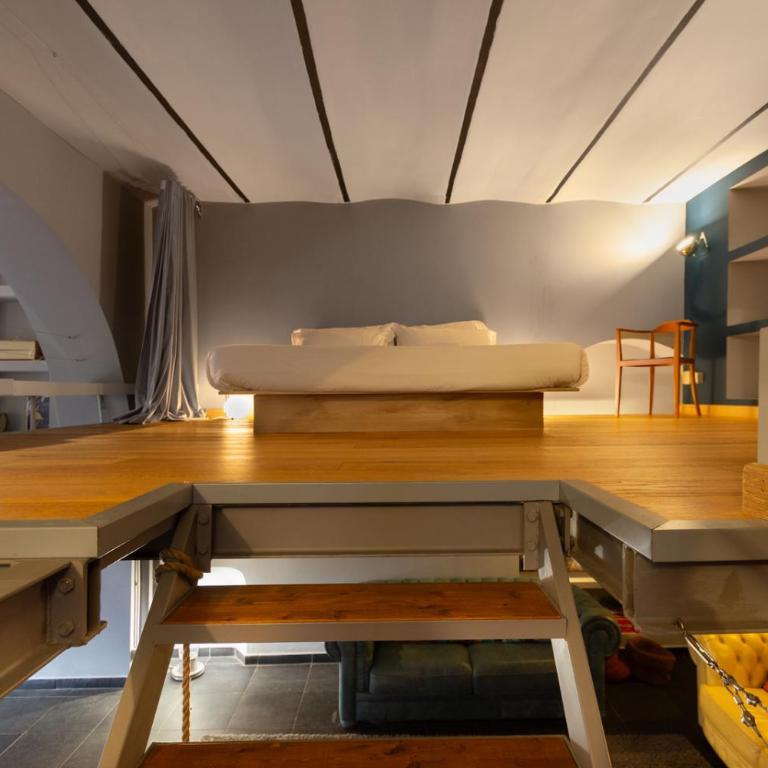 Trastevere Loft - Two-Bedroom Apartment - 46