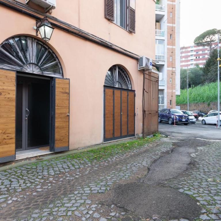 Trastevere Loft - Two-Bedroom Apartment - 43