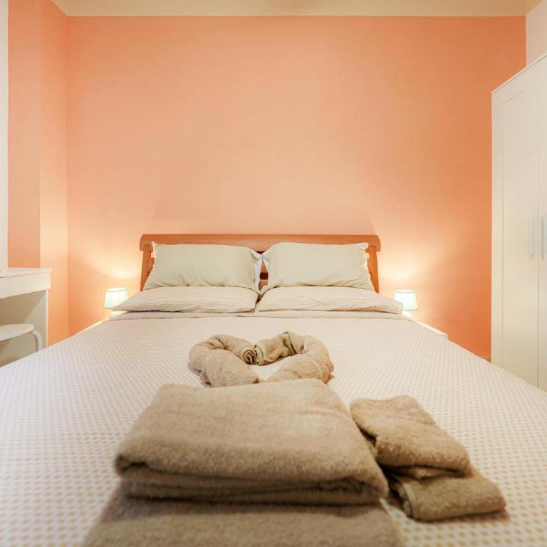 Casa Spaziosa, a pochi passi da Metro e Centro - Appartamento con 2 Camere da Letto - 2